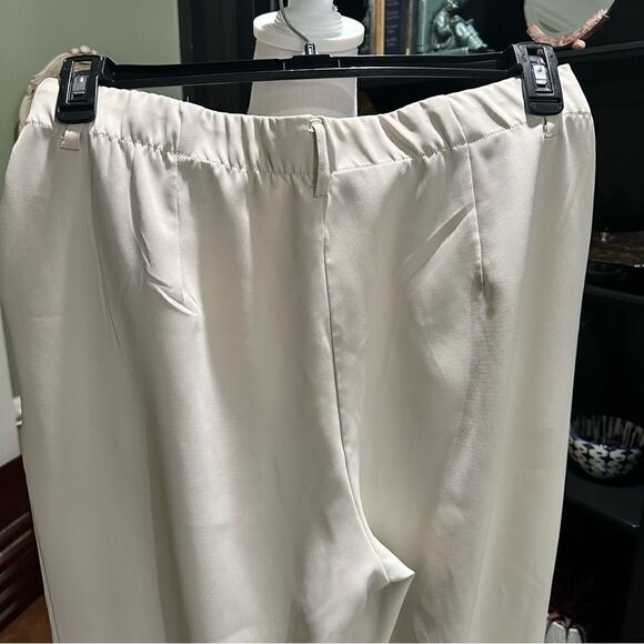 Max Studio Cream Trousers Size Large - Picture 5 of 7